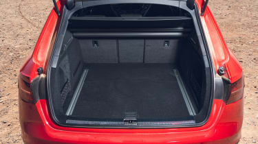 Audi RS 4 Avant - boot
